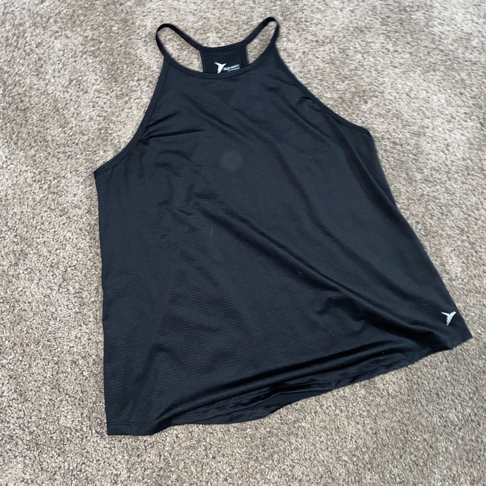 Old Navy Active black workout tank ⭐️